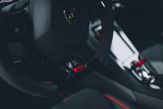 Аренда автомобиля Lamborghini Huracan EVO - фото 5