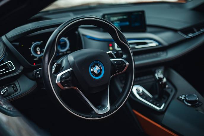 Аренда автомобиля BMW i8 Roadster - фото 4