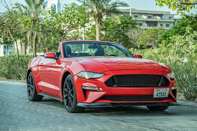 Аренда Ford Mustang Convertible GT Premium в Дубае - фото 7