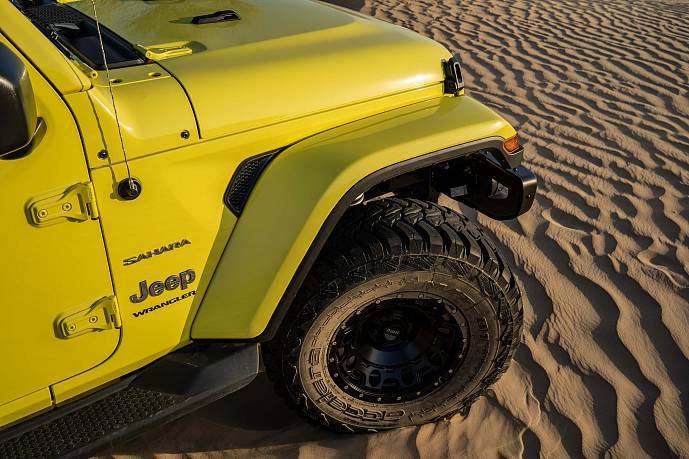 Аренда Jeep Wrangler Yellow 2023 в Дубае - фото 4