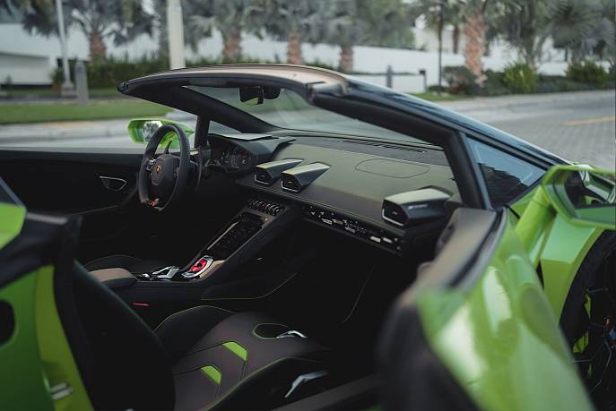 Аренда Lamborghini Huracan EVO Spyder в Дубае - фото 4