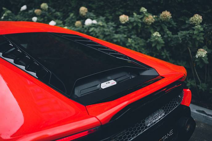 Аренда автомобиля Lamborghini Huracan EVO - фото 4
