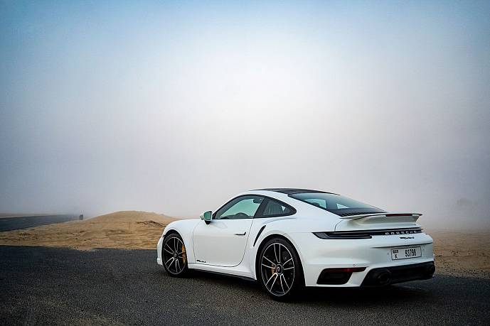 Аренда Porsche 911 Turbo S White в Дубае - фото 7